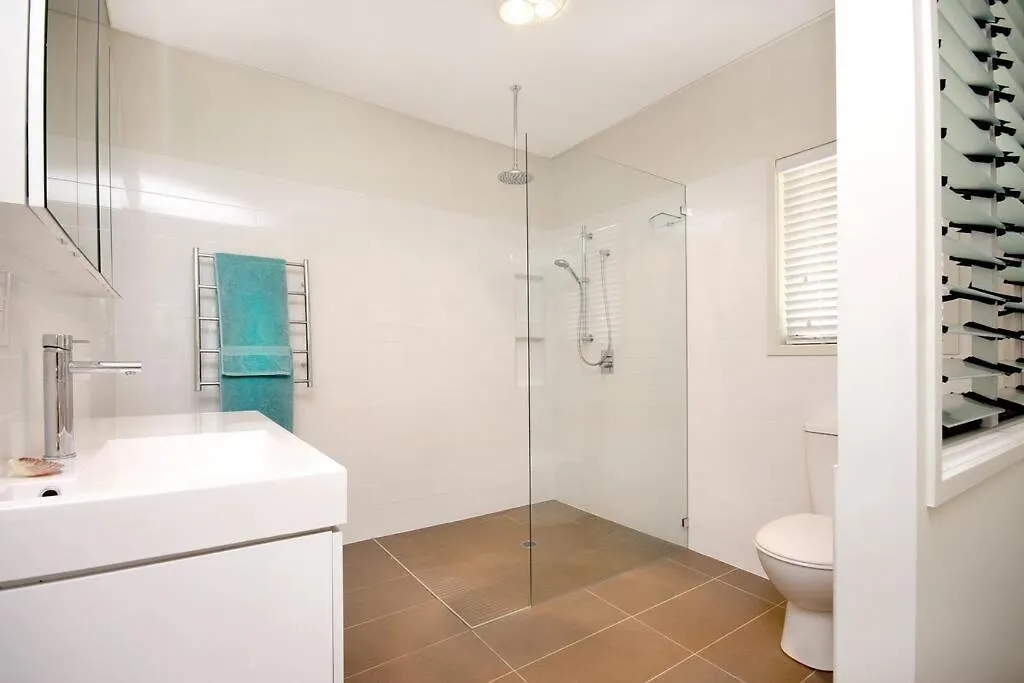 Vakantiehuis Amiri Amity Point Villa